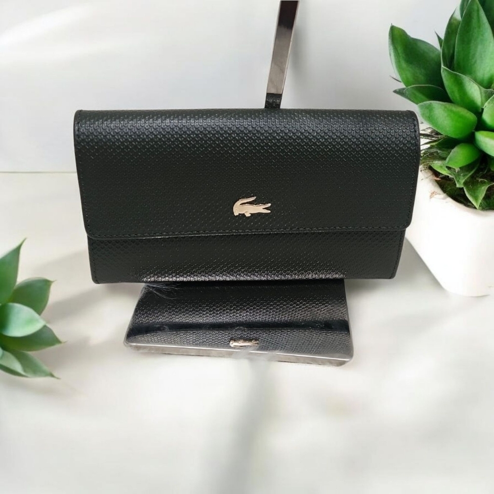 💚▪️Lacoste▪️ Women's Green Chantaco Continental Split Cow Leather Wallet